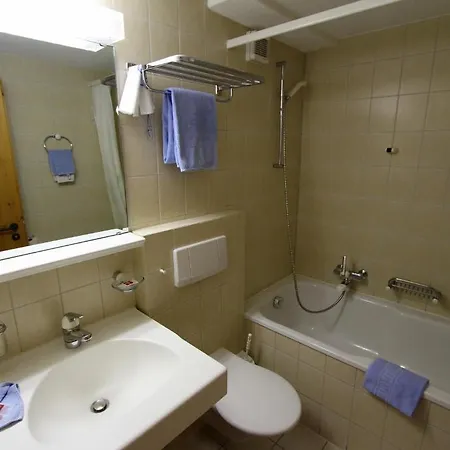 Otel Alphubel